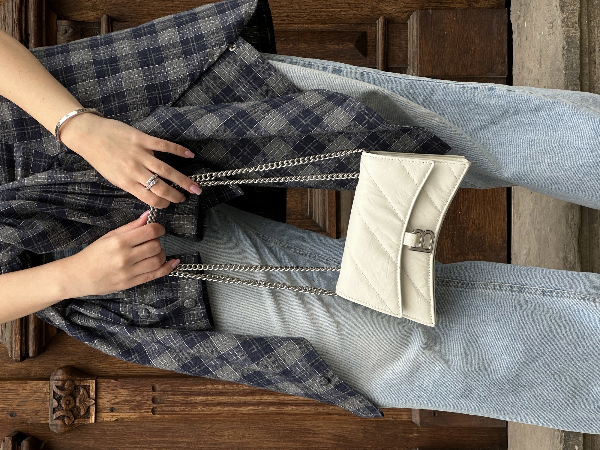Balenciaga Crush Small Chain Bag Quilted in White\Silver - 11