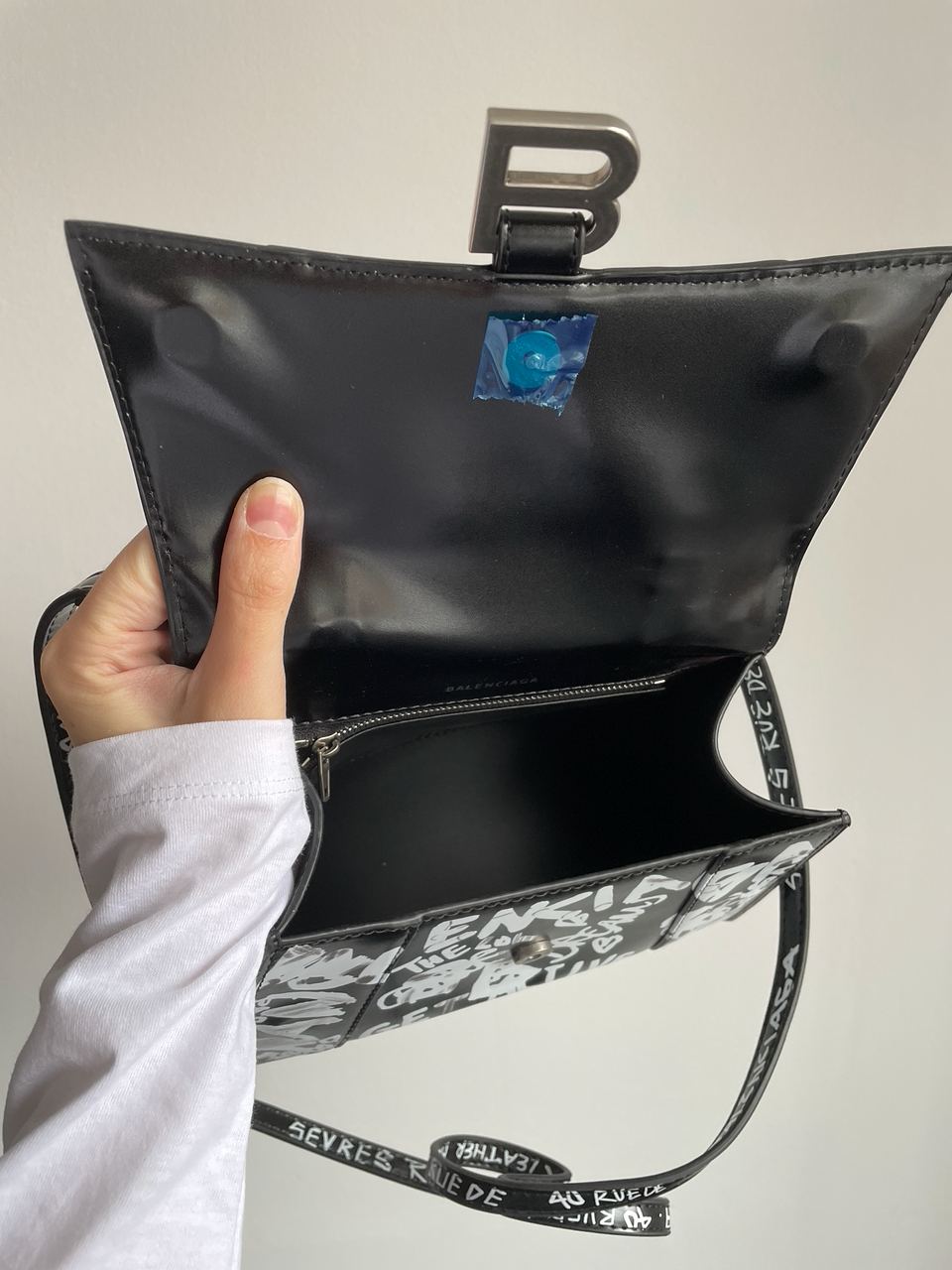 Balenciaga Hourglass Small Handbag Graffiti in Black - 15