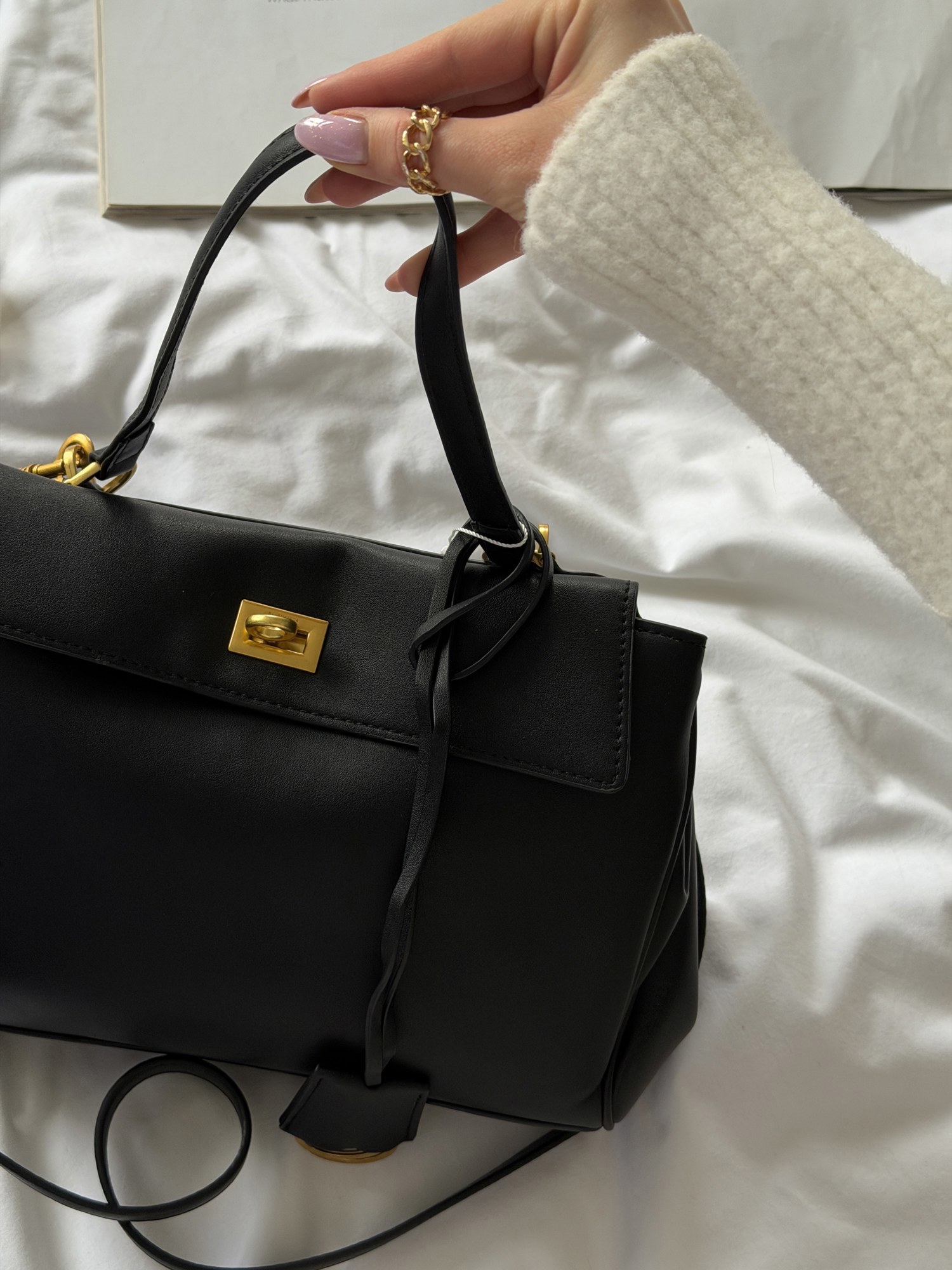 Balenciaga Rodeo Black/Gold - 11