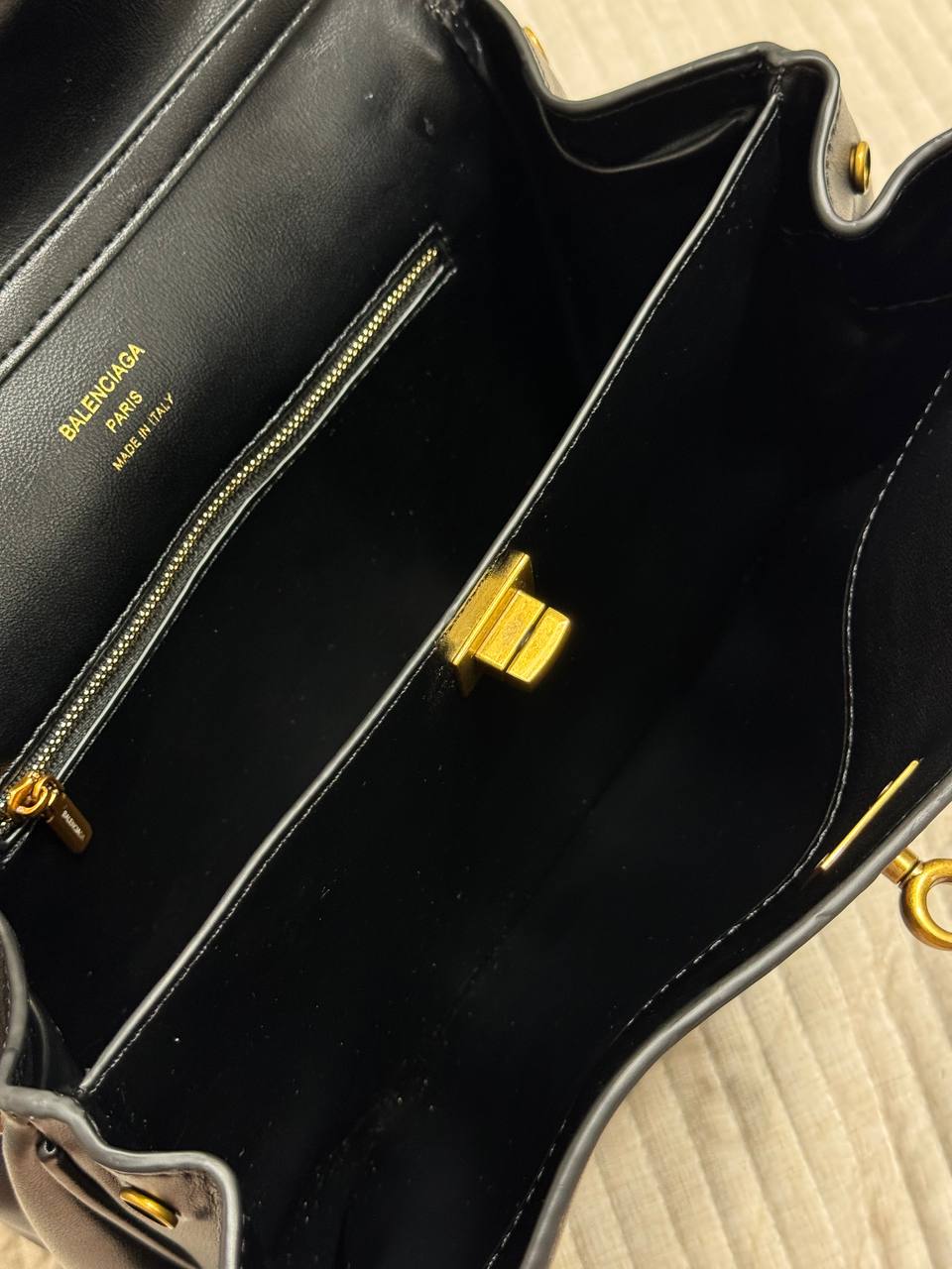 Balenciaga Rodeo Black/Gold - 3