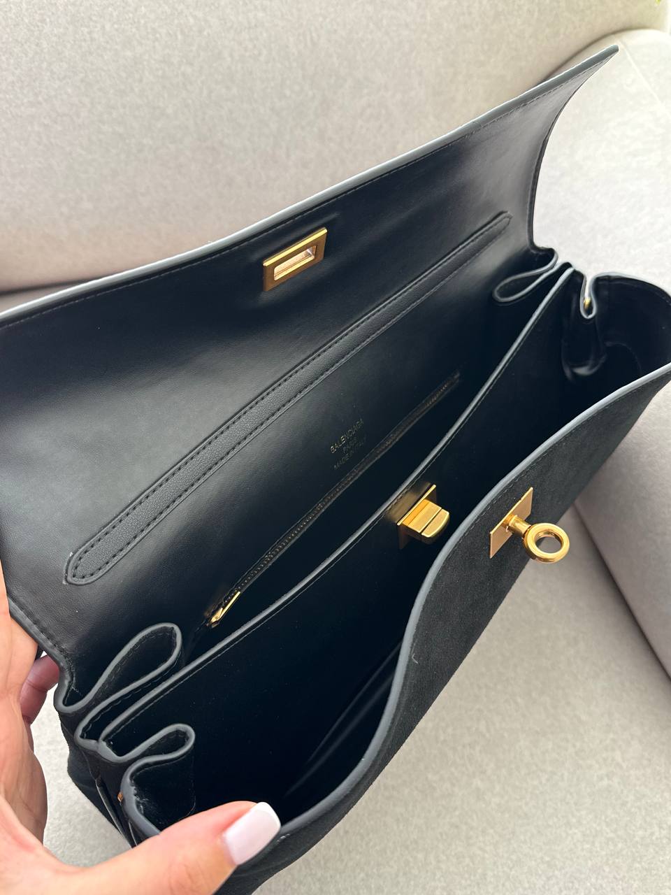 Balenciaga Rodeo Large Suede Black/Gold Hardware - 18