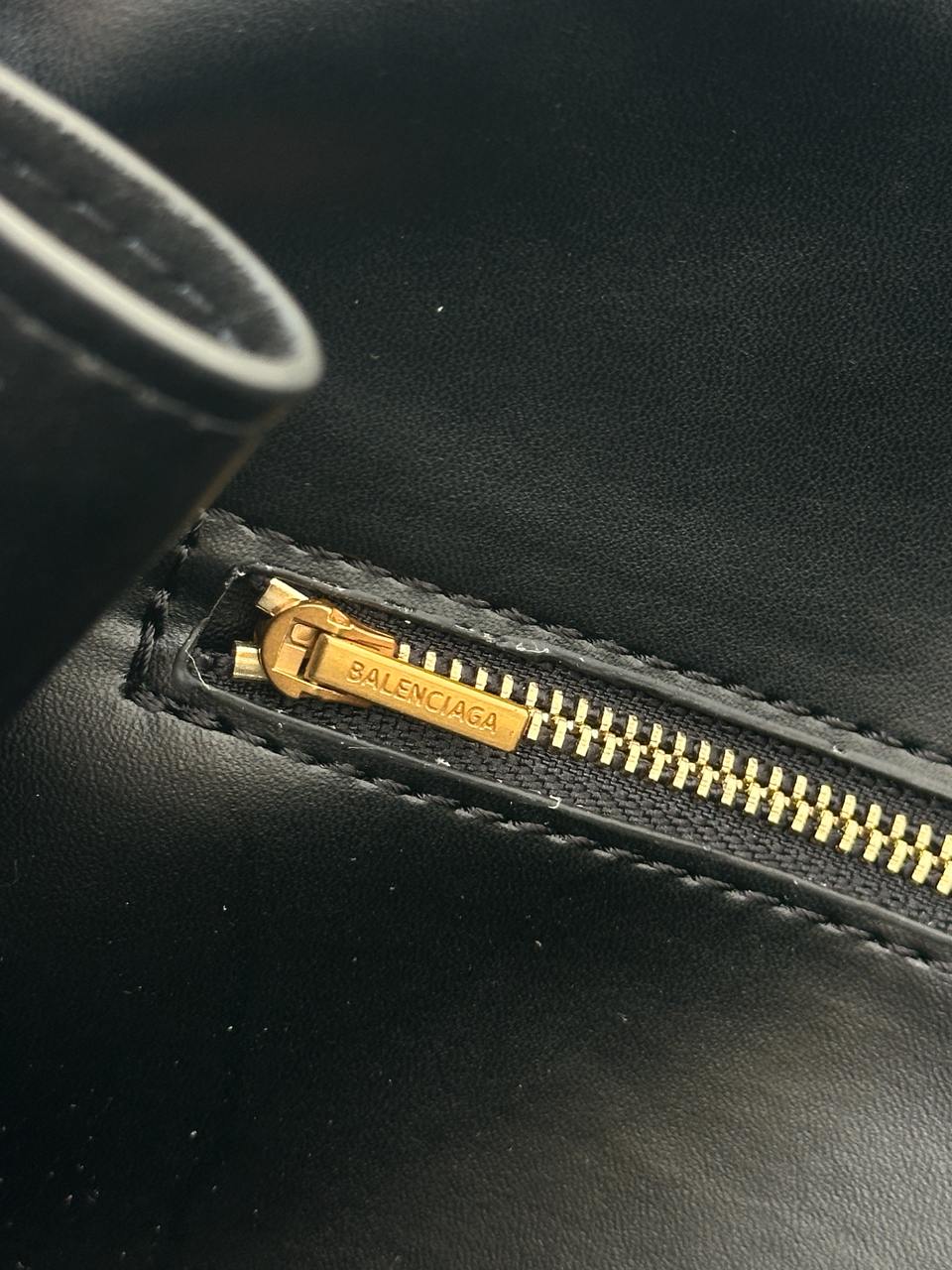 Balenciaga Rodeo Large Suede Black/Gold Hardware - 17