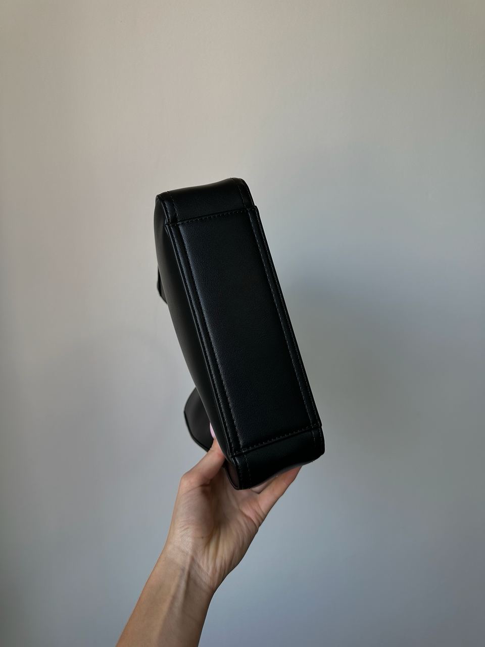 Balenciaga Soft Hobo Bag in Black Peach Calfskin, aged-silver hardware - 10