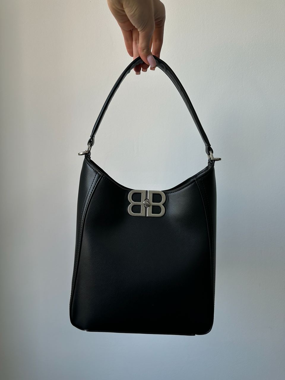 Balenciaga Soft Hobo Bag in Black Peach Calfskin, aged-silver hardware - 3