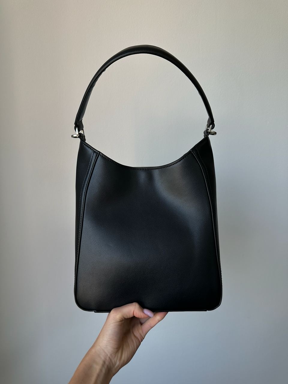 Balenciaga Soft Hobo Bag in Black Peach Calfskin, aged-silver hardware - 6