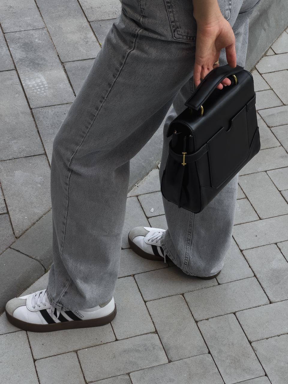 Balmain 'B Buzz 24' Handbag - 21