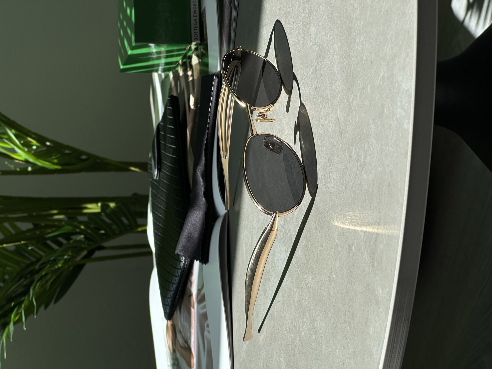 Bottega Veneta Black/Gold BV1386S 003 - 3