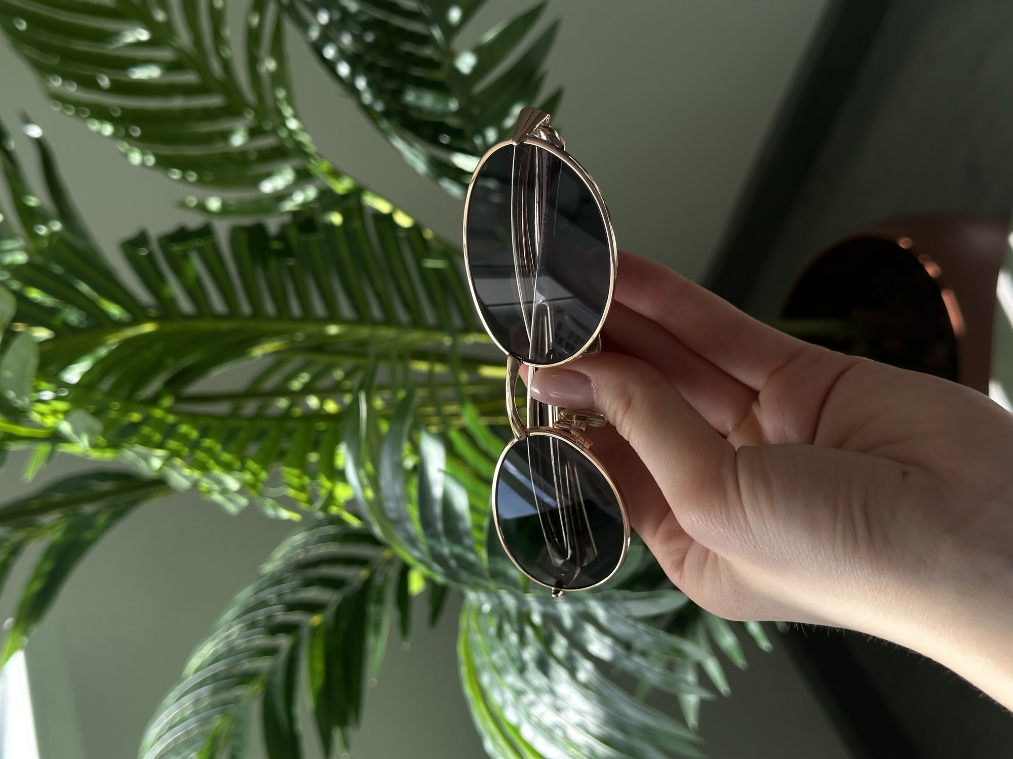 Bottega Veneta Black/Gold BV1386S 003 - 8