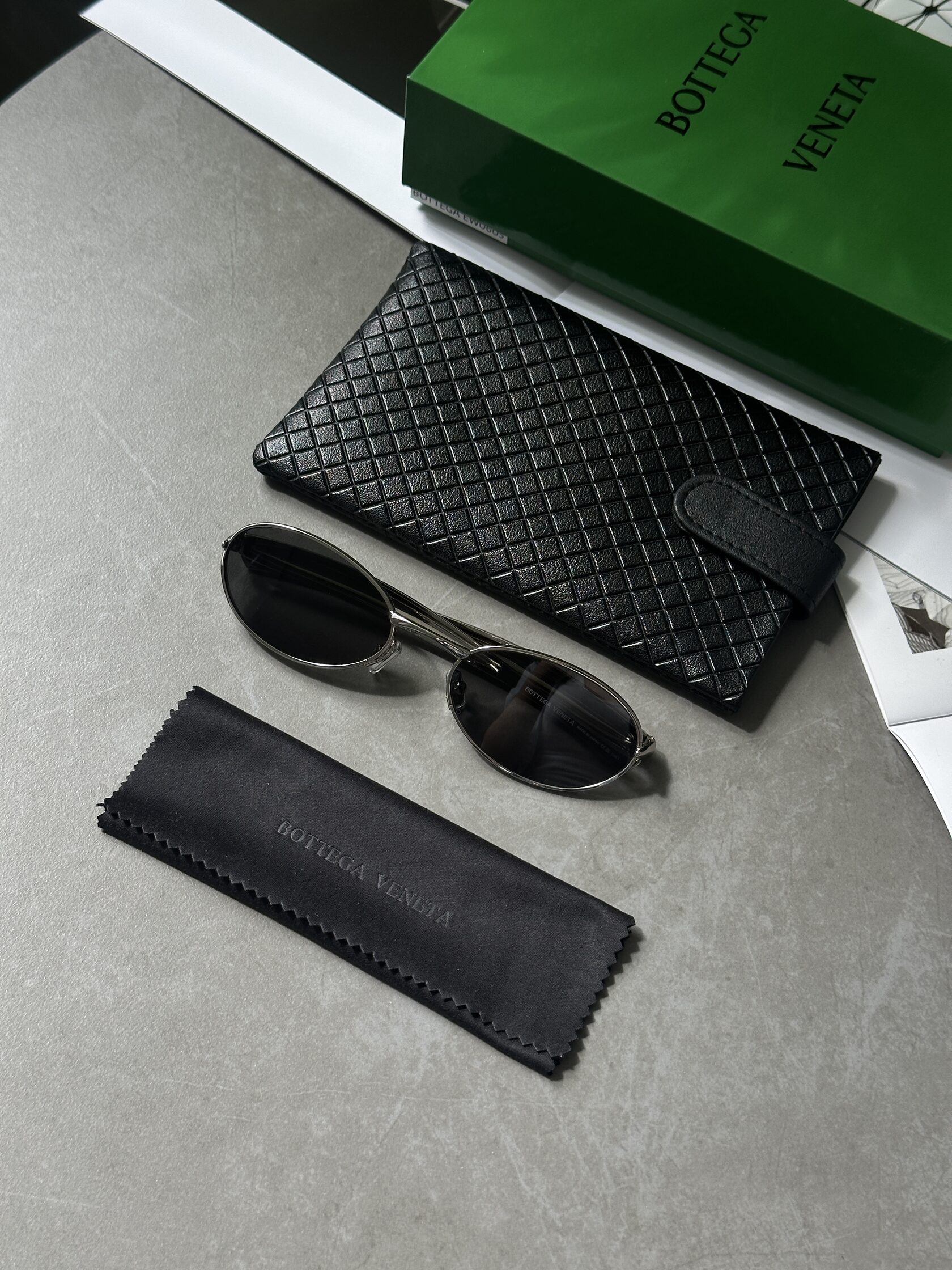 Bottega Veneta Black/Silver BV1386S 001 - 3