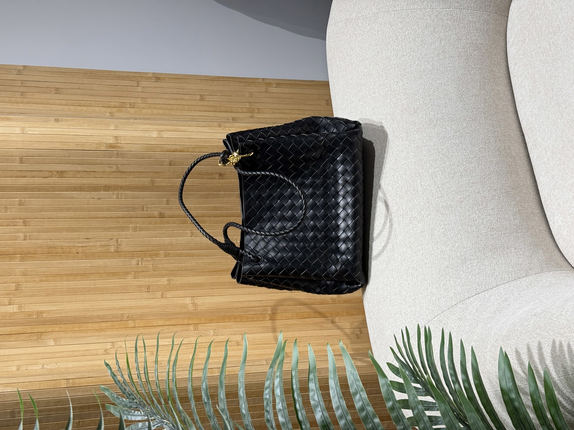 Bottega Veneta Parachute Black - 15
