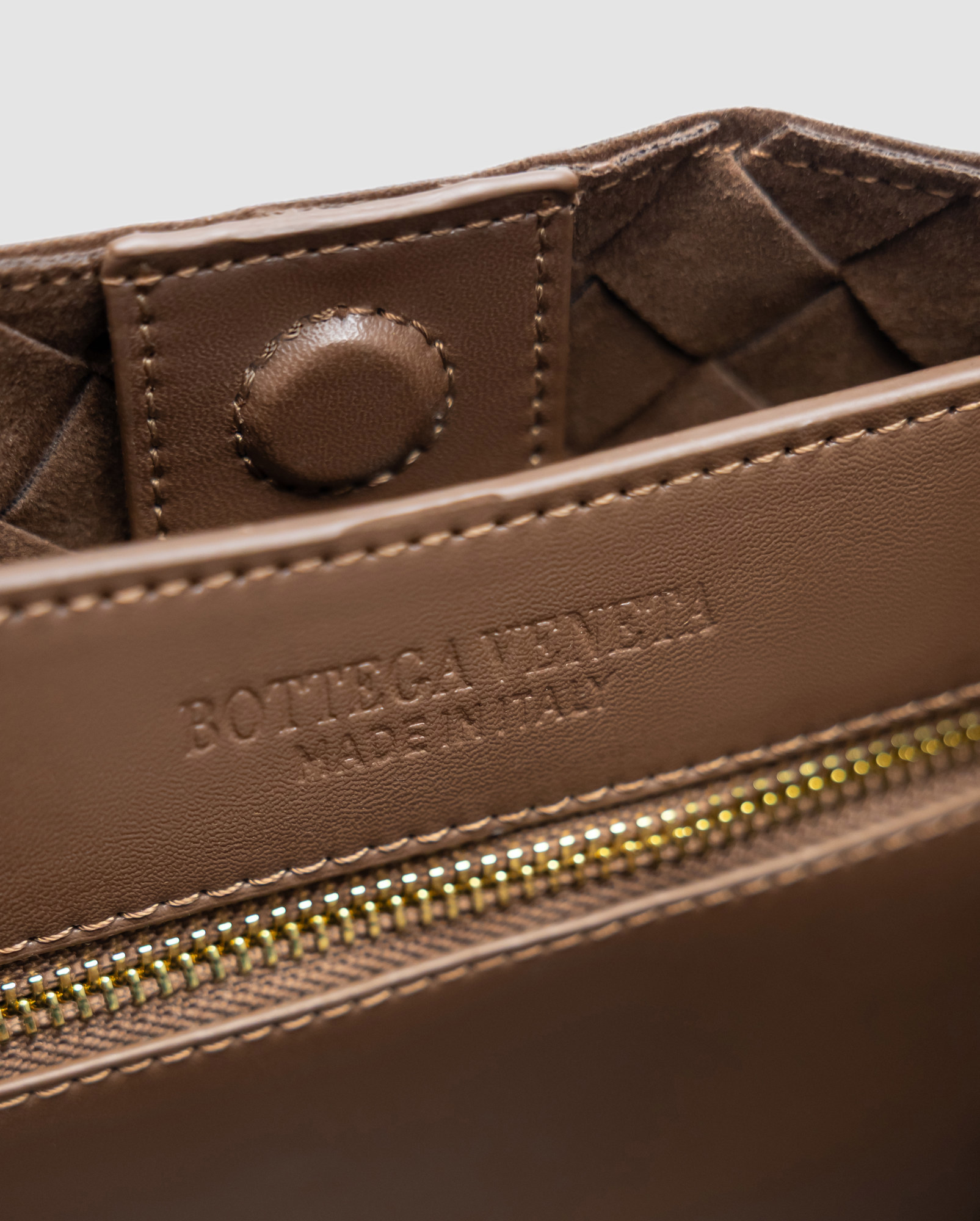Bottega Veneta Small Andiamo Suede Amber - 6