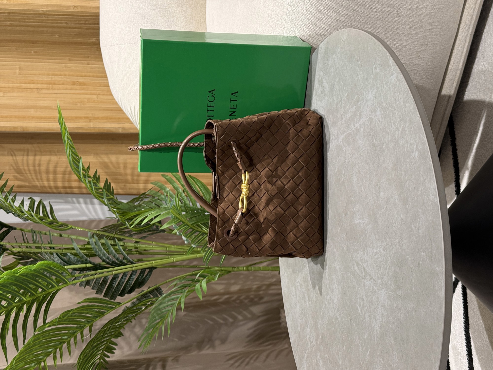 Bottega Veneta Small Andiamo Suede Amber - 9
