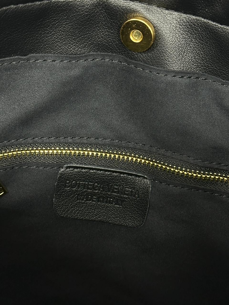 Bottega Veneta Vintage Leather Intrecciato Crossbody Bag Black - 9