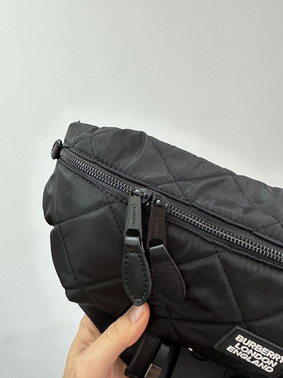 Burberry Black Quilted Fabric Medium Sonny Belt Bag - 10