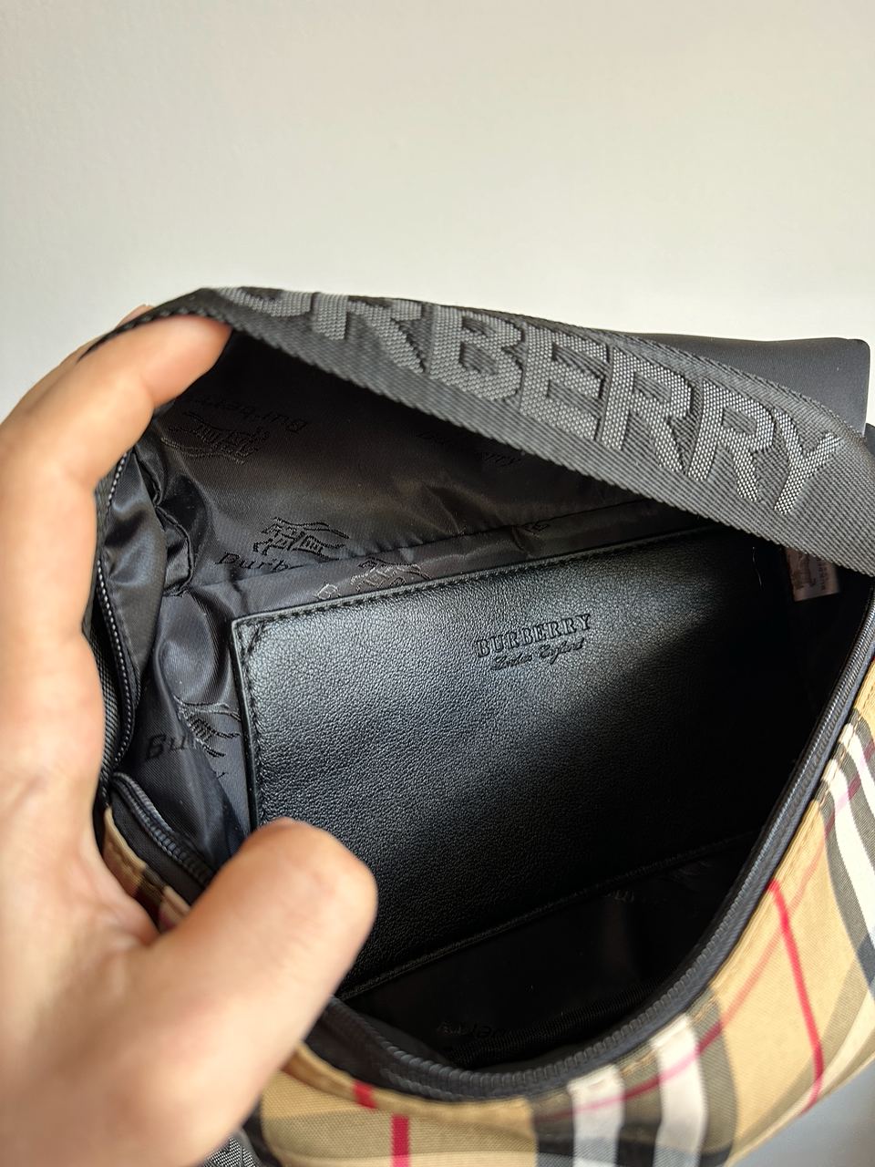 Burberry Men's Sonny Archive Beige Belt Bag - 26