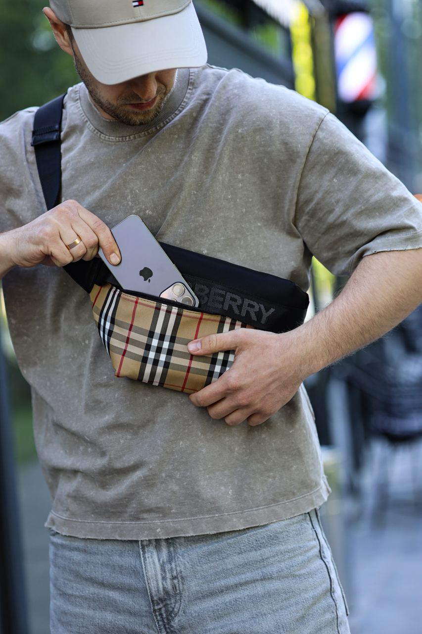 Burberry Men's Sonny Archive Beige Belt Bag - 5