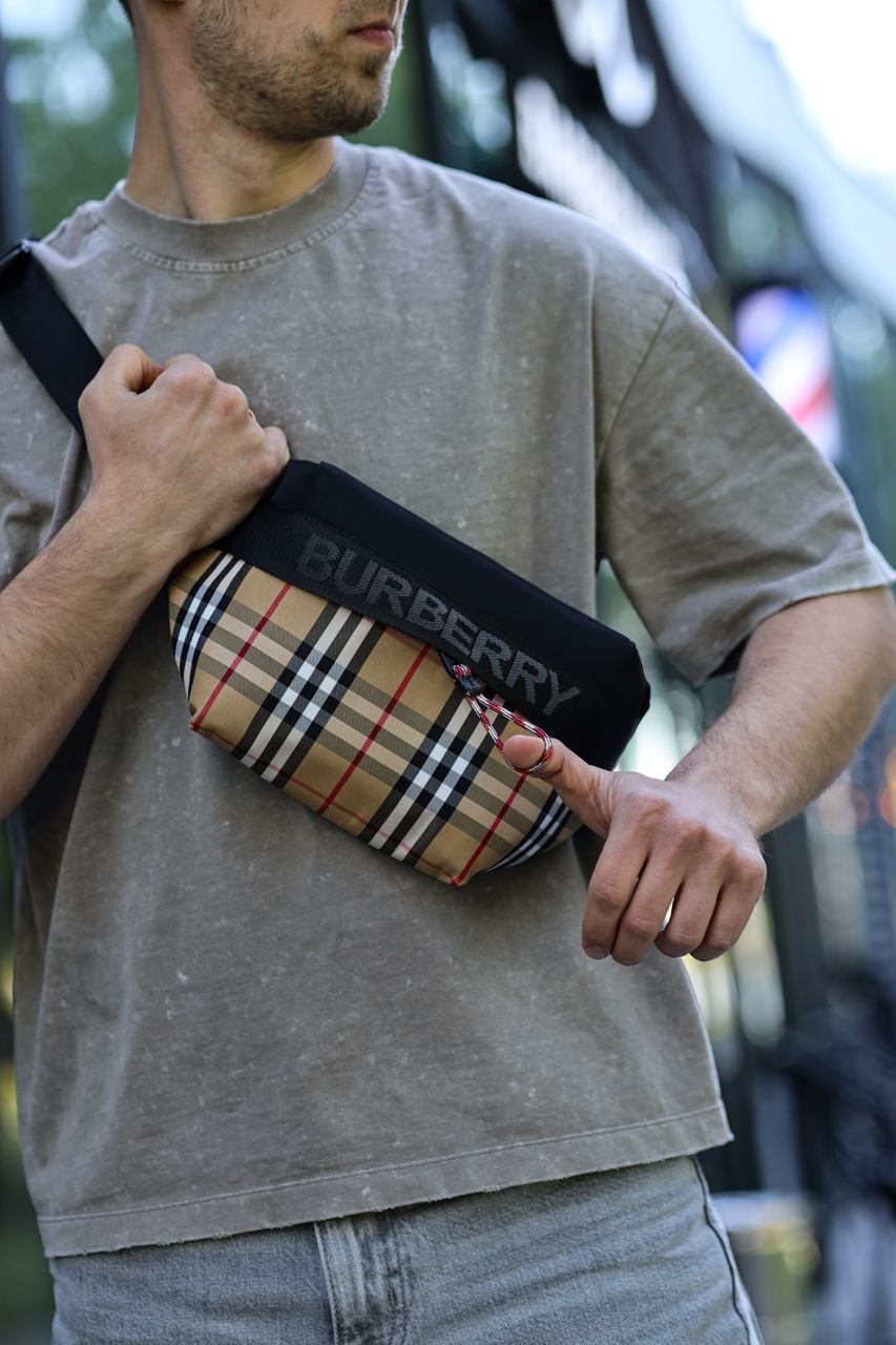 Burberry Men's Sonny Archive Beige Belt Bag - 6