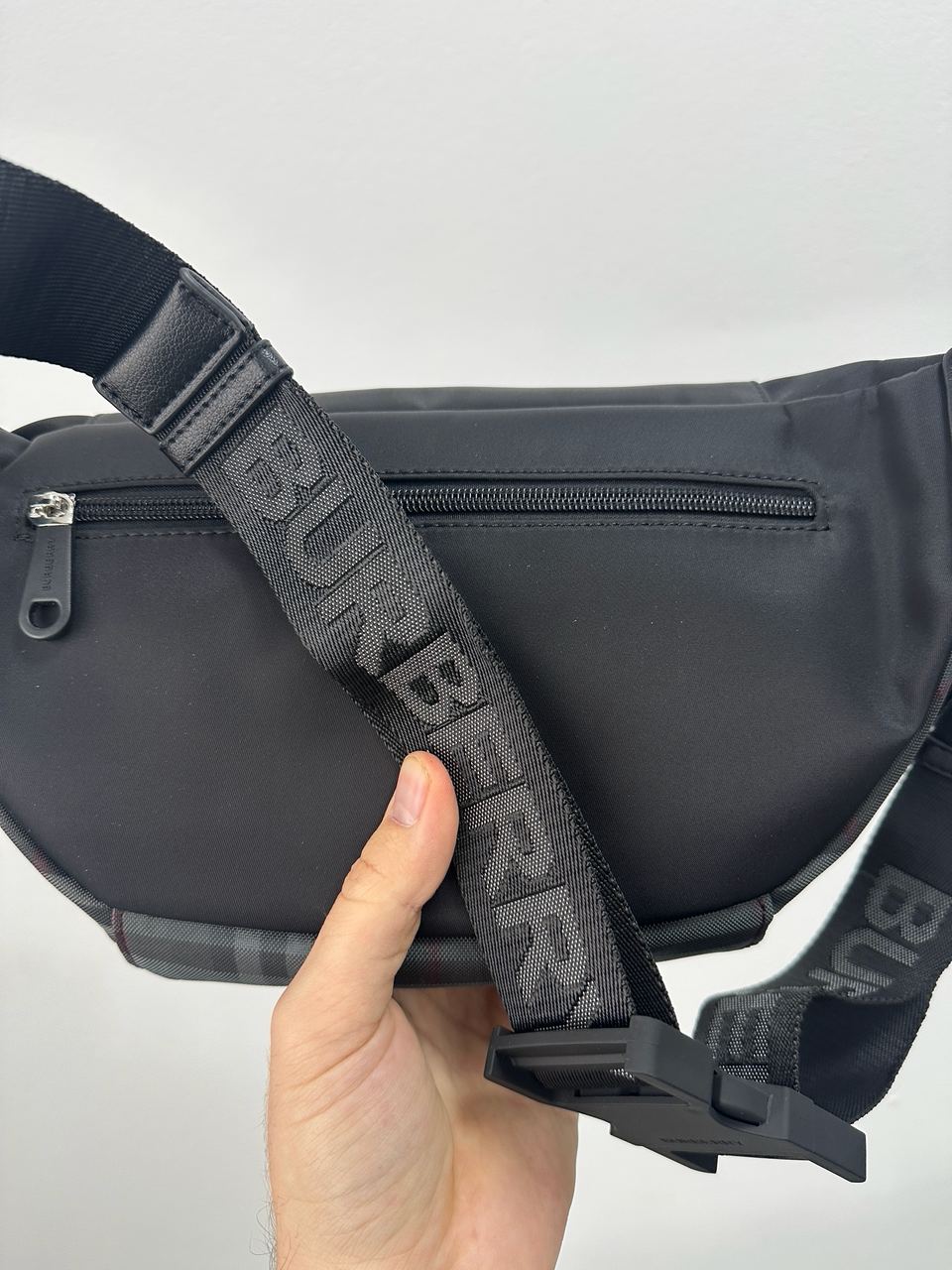 Burberry Men's Sonny Archive Grey Belt Bag - 7