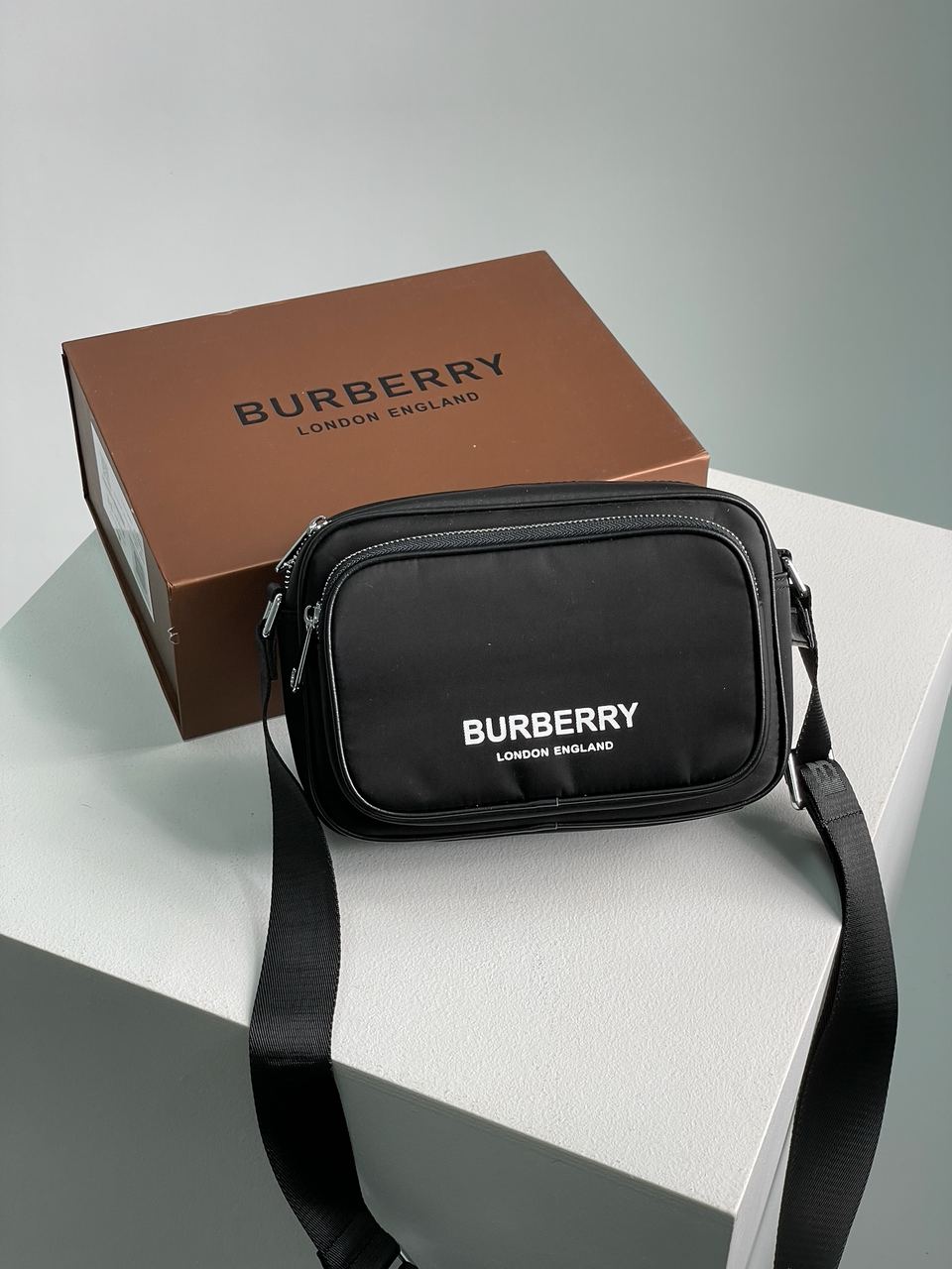 Burberry Paddy Bag in Black - 3