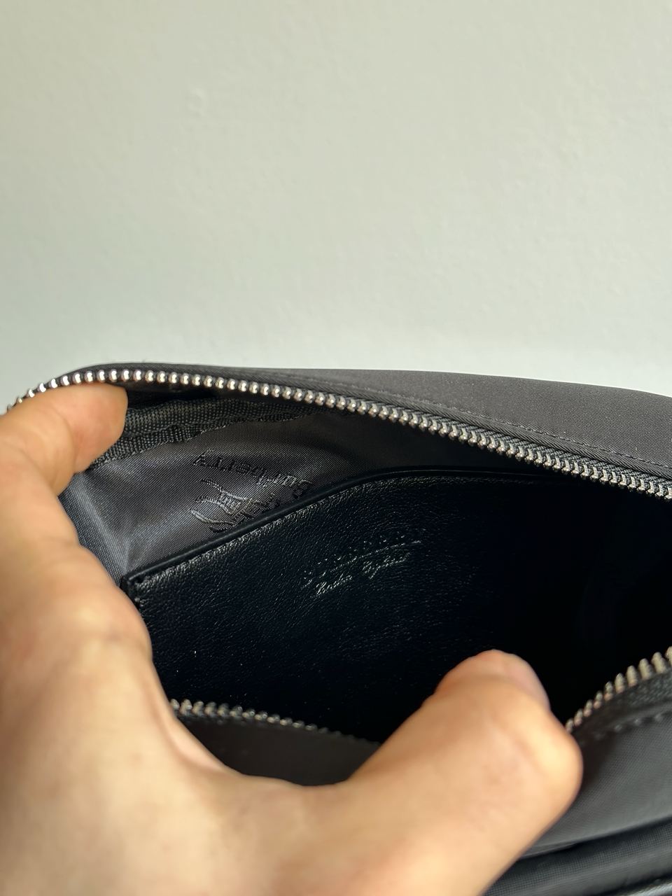 Burberry Paddy Bag in Black - 20