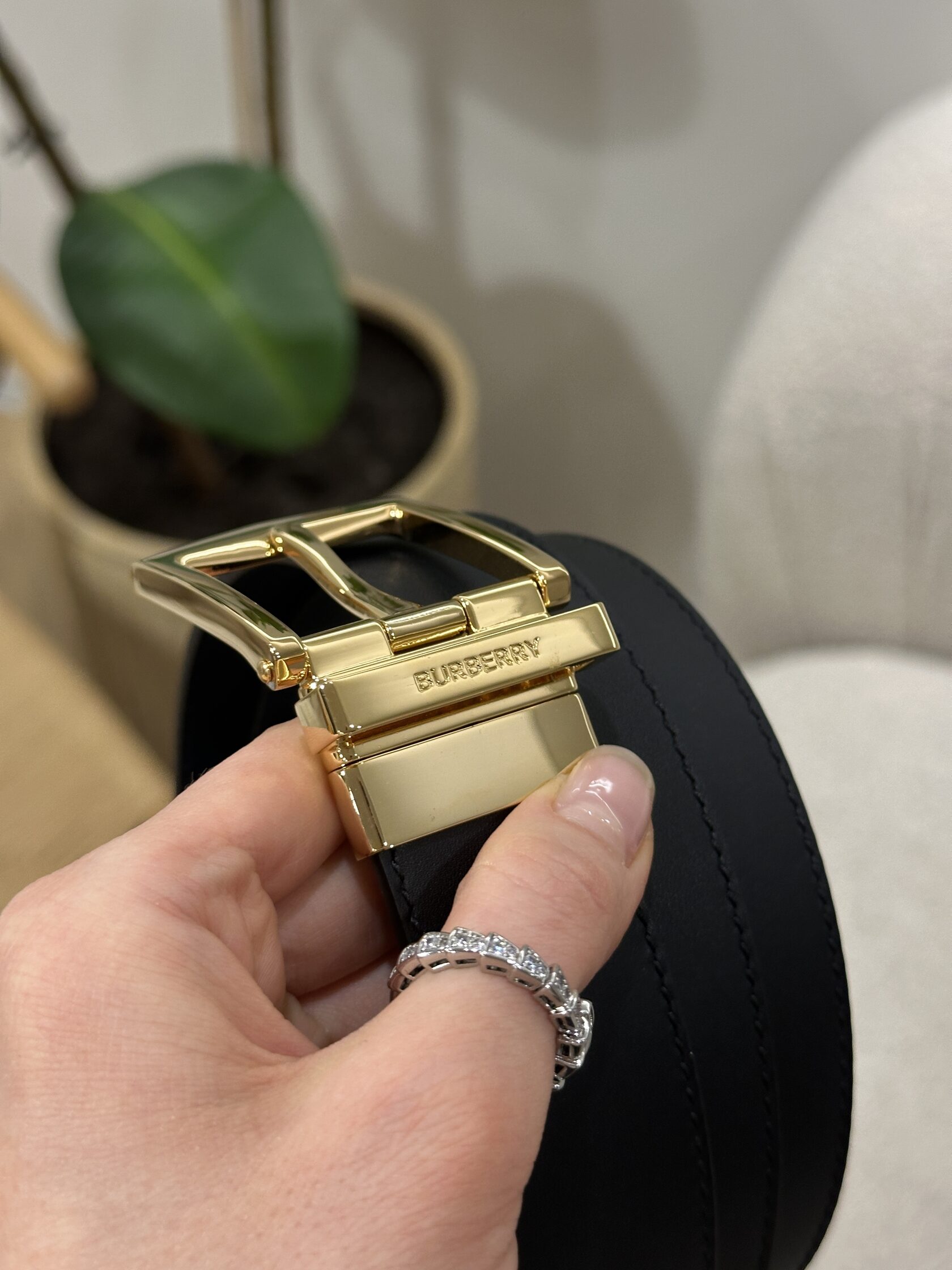 Burberry Reversible Grainy Leather Belt Gold - 8