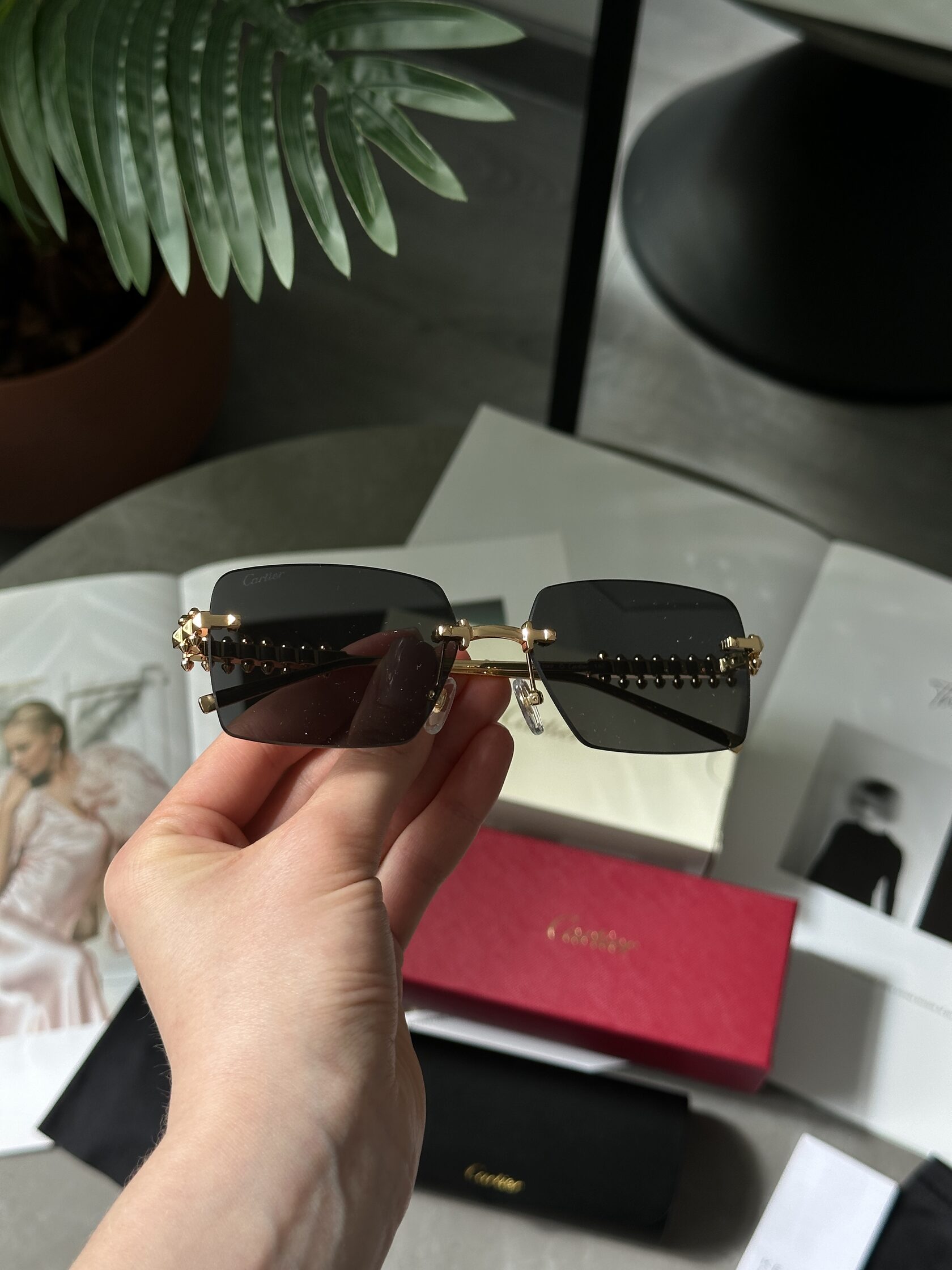 Cartier Clash Black/Gold CT0545S 001 L - 8