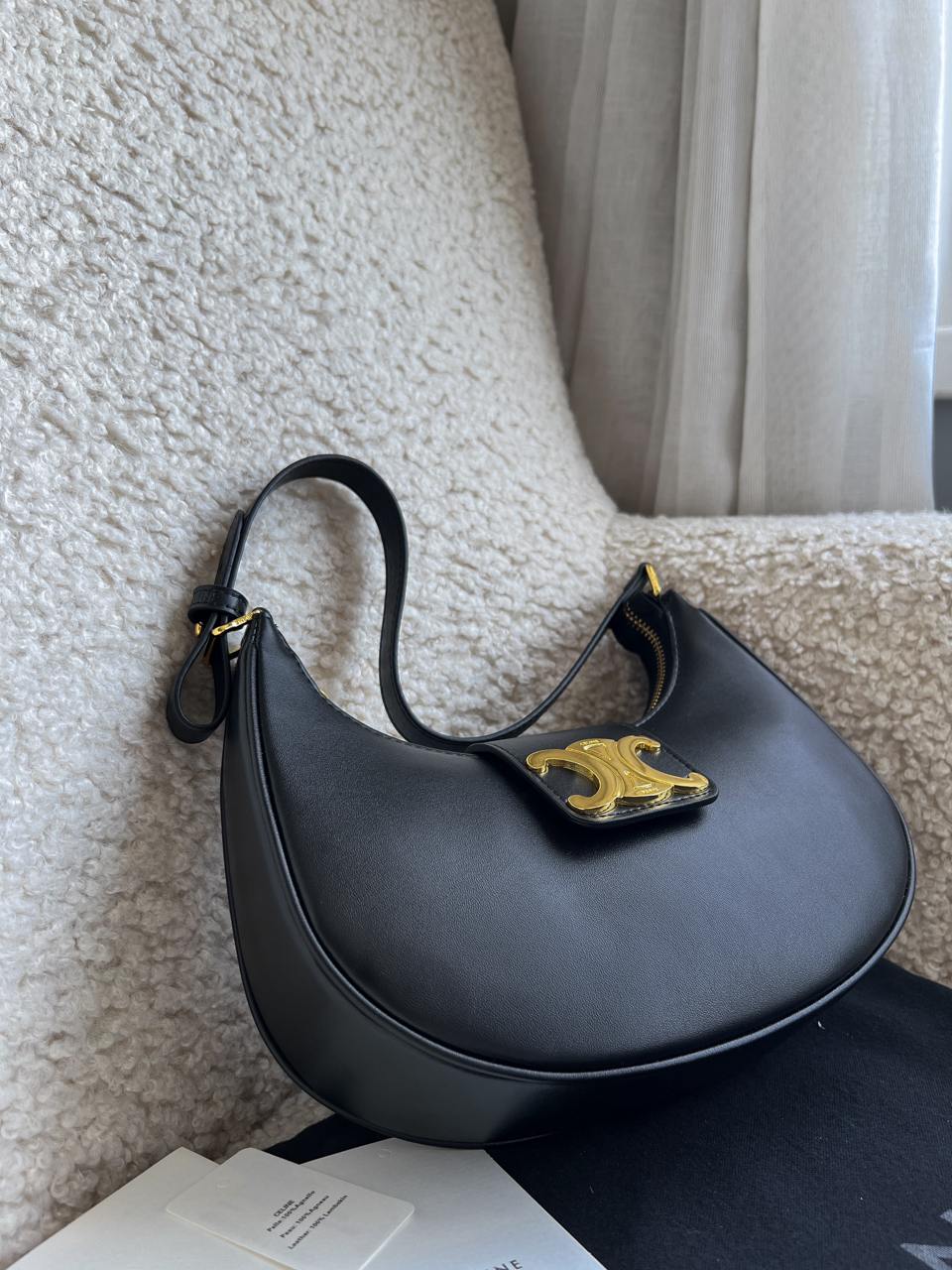 Celine Ava Triomphe Medium Leather Shoulder Bag - 6