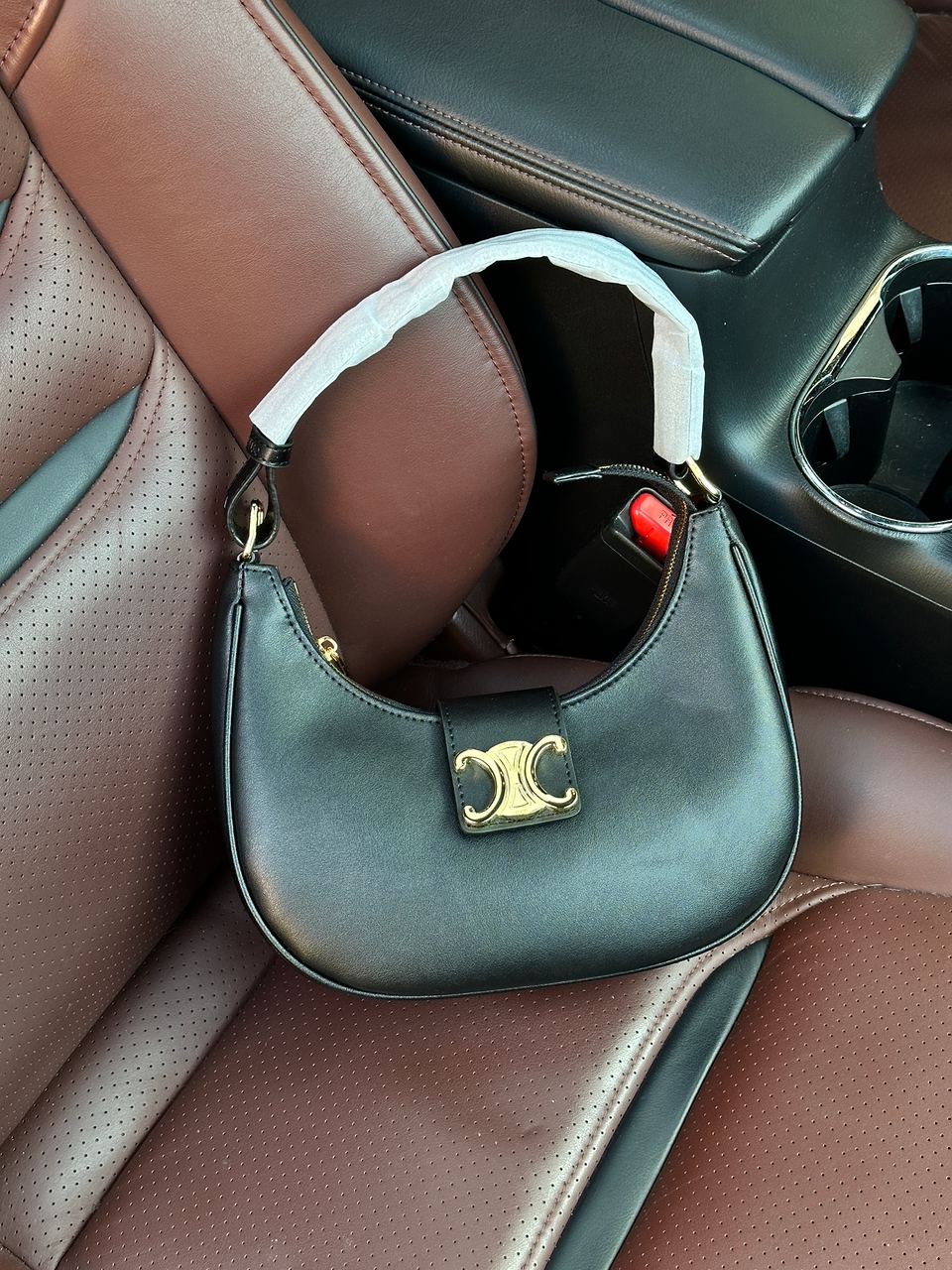 Celine Ava Triomphe Soft Bag in Smooth Calfskin Black - 3