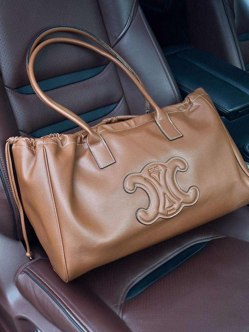 Celine Cabas Drawstring Cuir Triomphe In Smooth Calfskin Tan - 2