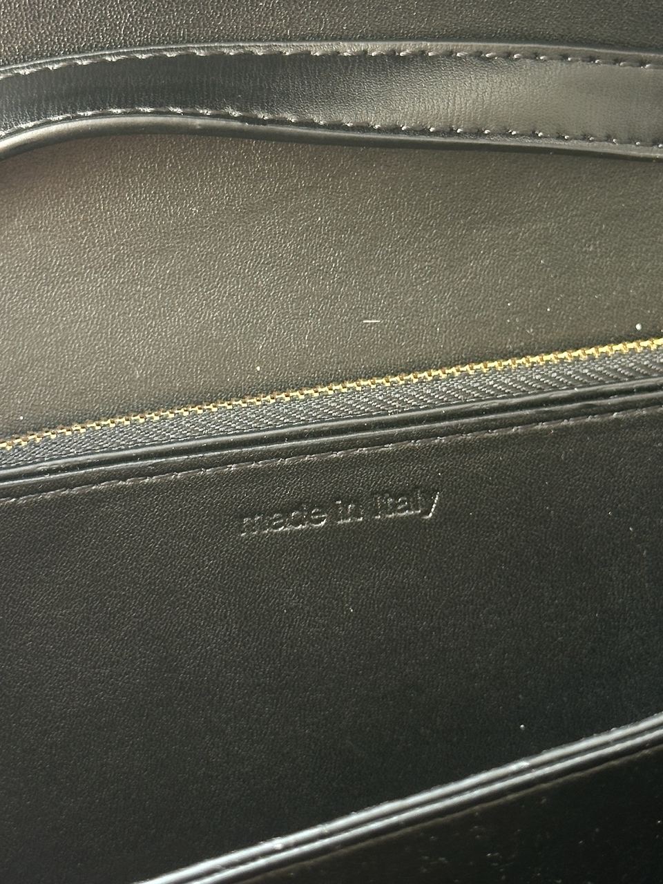 Celine Classic Box Medium Black/Gold - 10