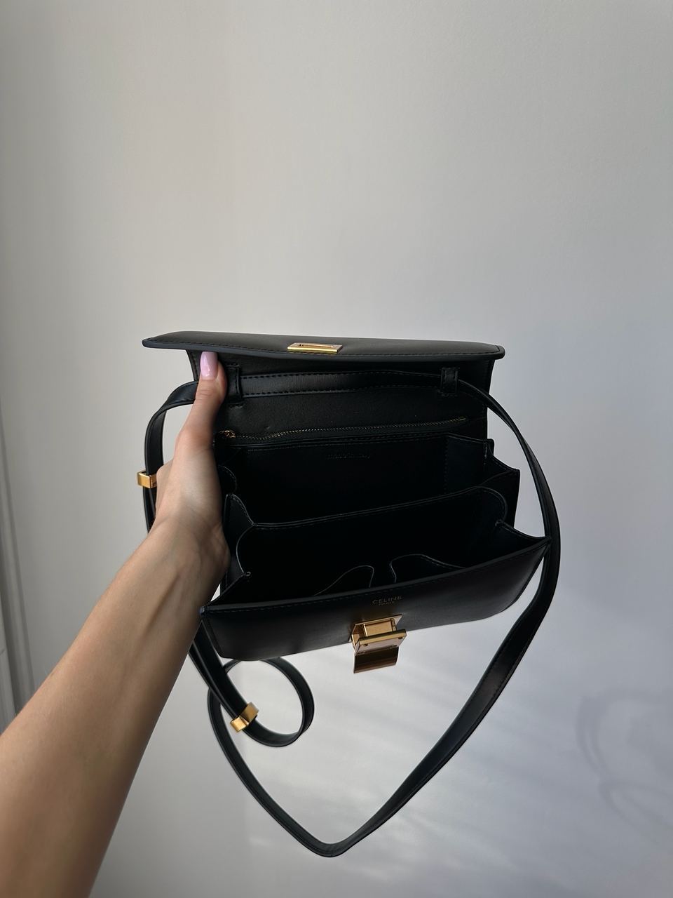 Celine Classic Box Medium Black/Gold - 9