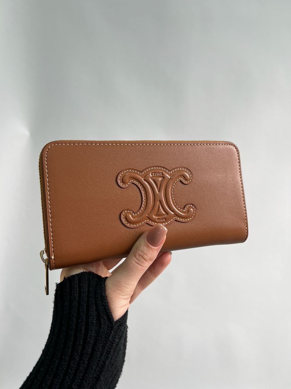 Celine Large Zipped Wallet Cuir Triomphe in Smooth Calfskin Brown - 6
