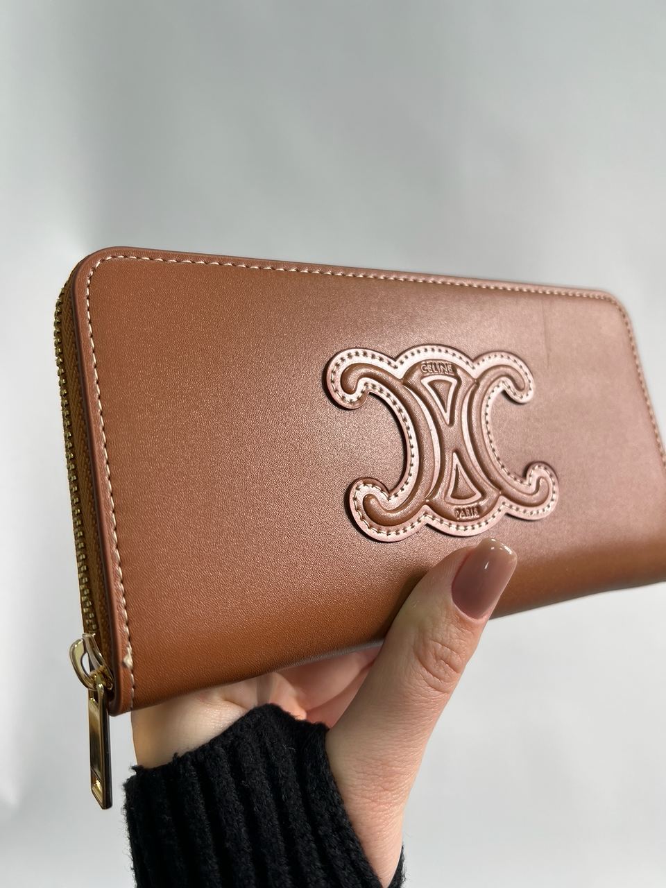 Celine Large Zipped Wallet Cuir Triomphe in Smooth Calfskin Brown - 9