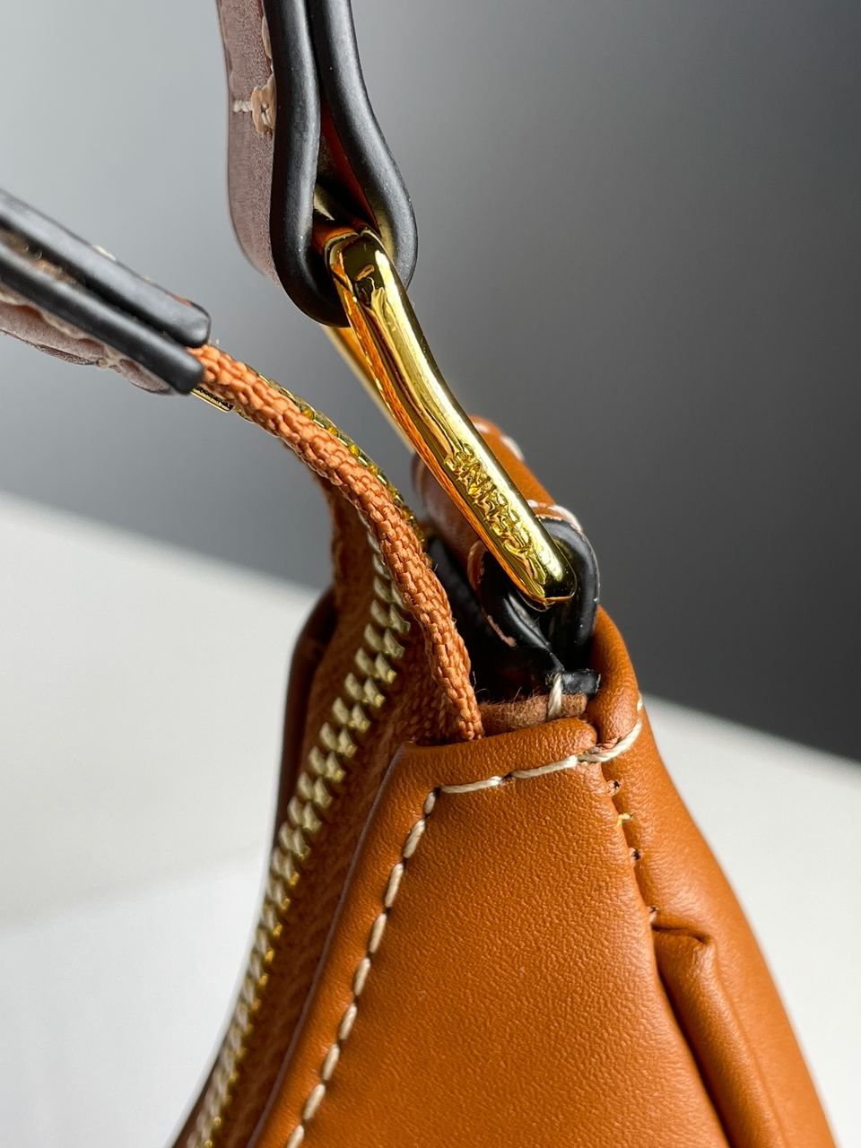 Celine Medium Ava Triomphe Bag in Smooth Calfskin Tan - 21