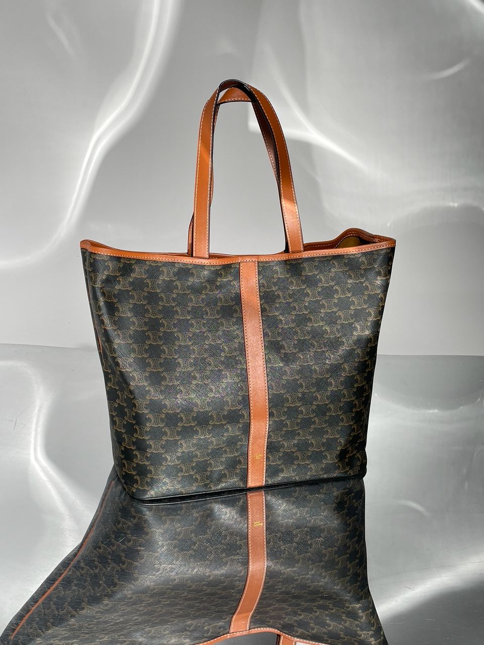 Celine Medium Cabas In Triomphe Canvas Tan - 4