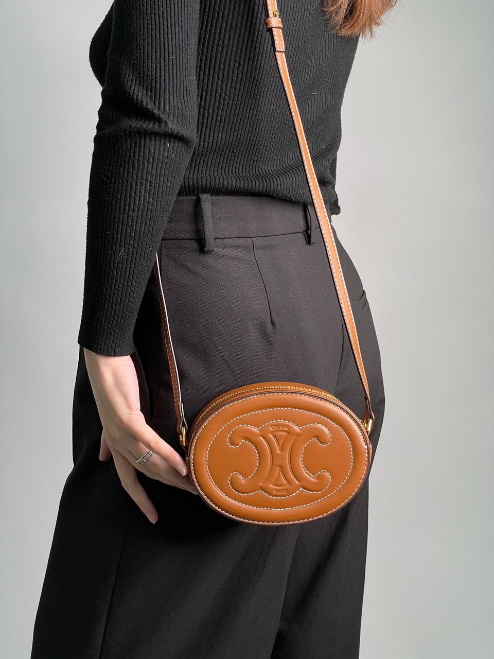 Celine Oval Bag Cuir Triomphe in Smooth Calfskin Tan - 9