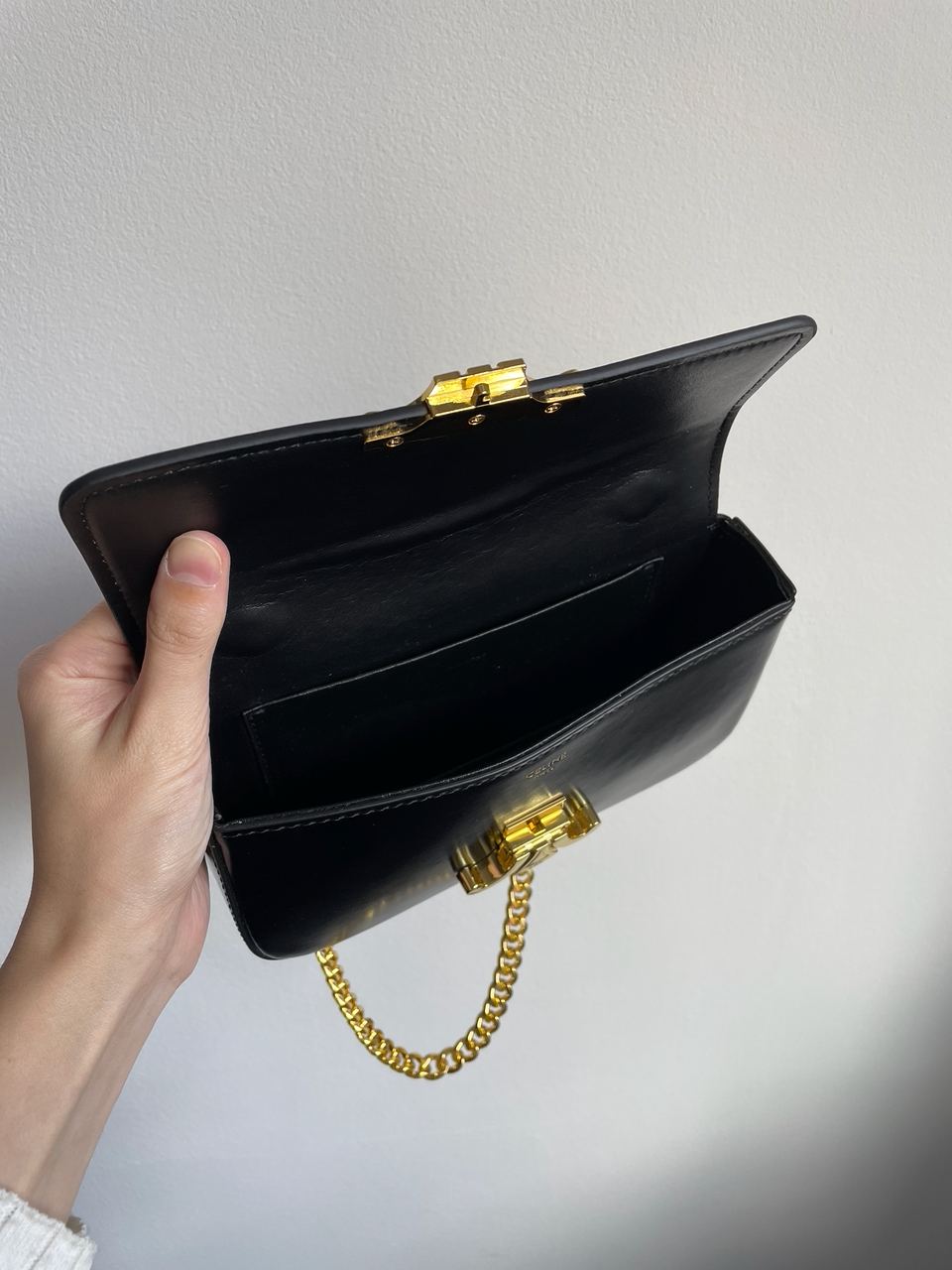 Celine Shoulder Bag Claude In Shiny Calfskin Black - 23