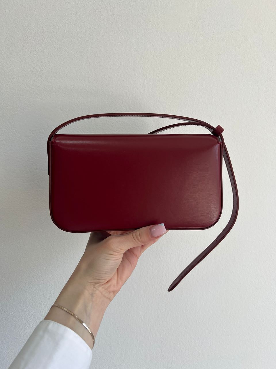Celine Shoulder Bag Claude In Shiny Calfskin Burgundy - 7