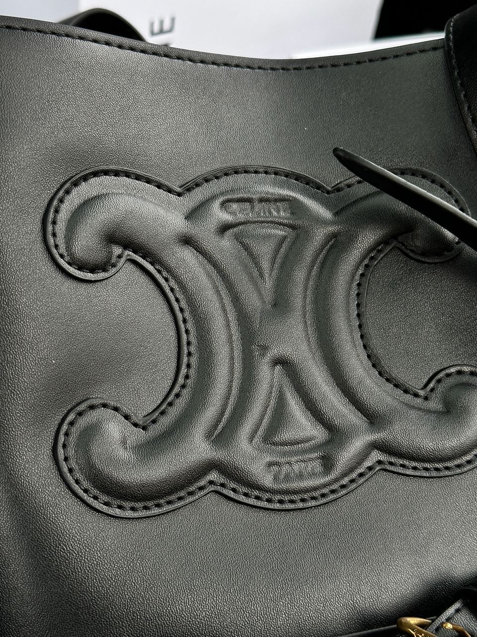 Celine Small Bucket Cuir Triomphe In Smooth Calfskin Tan Black - 13