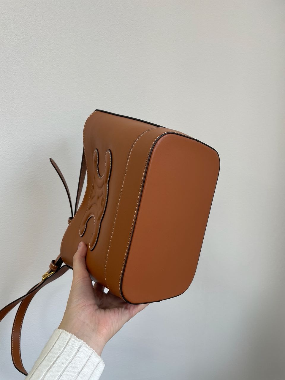 Celine Small Bucket Cuir Triomphe In Smooth Calfskin Tan Brown - 24