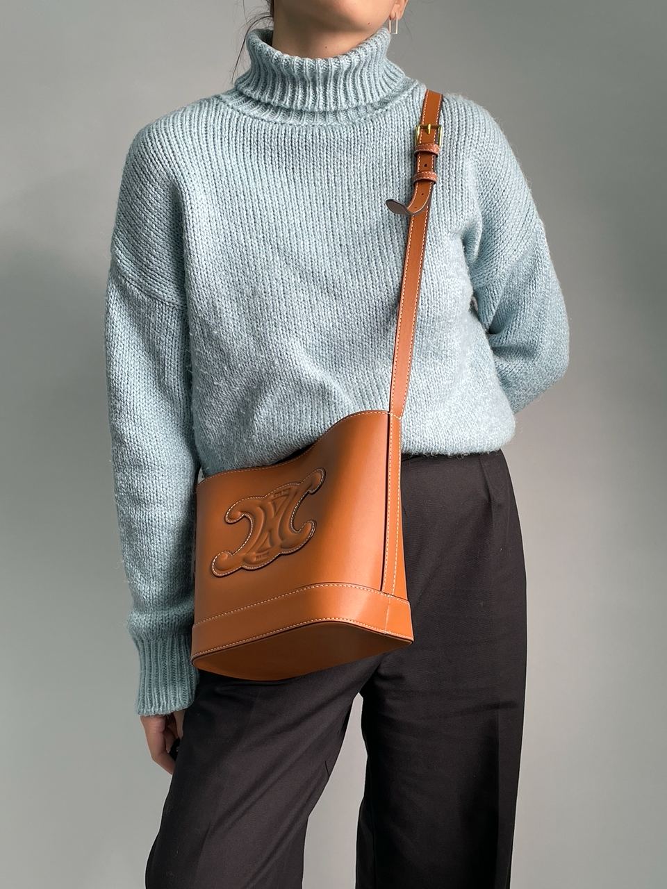 Celine Small Bucket Cuir Triomphe In Smooth Calfskin Tan Brown - 7