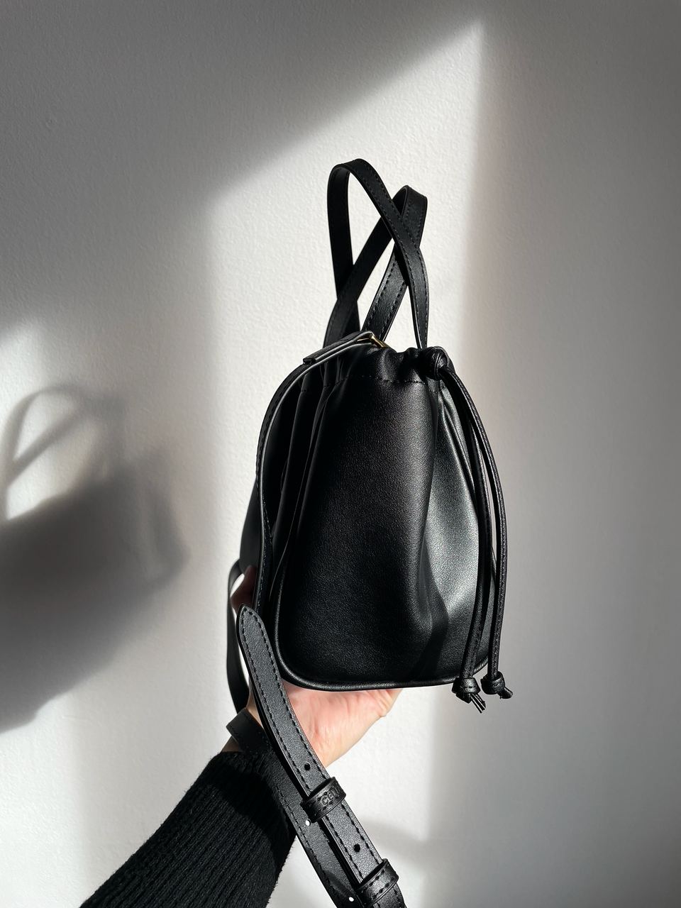 Celine Small Cabas Drawstring Cuir Triomphe In Smooth Calfskin Tan Black - 14