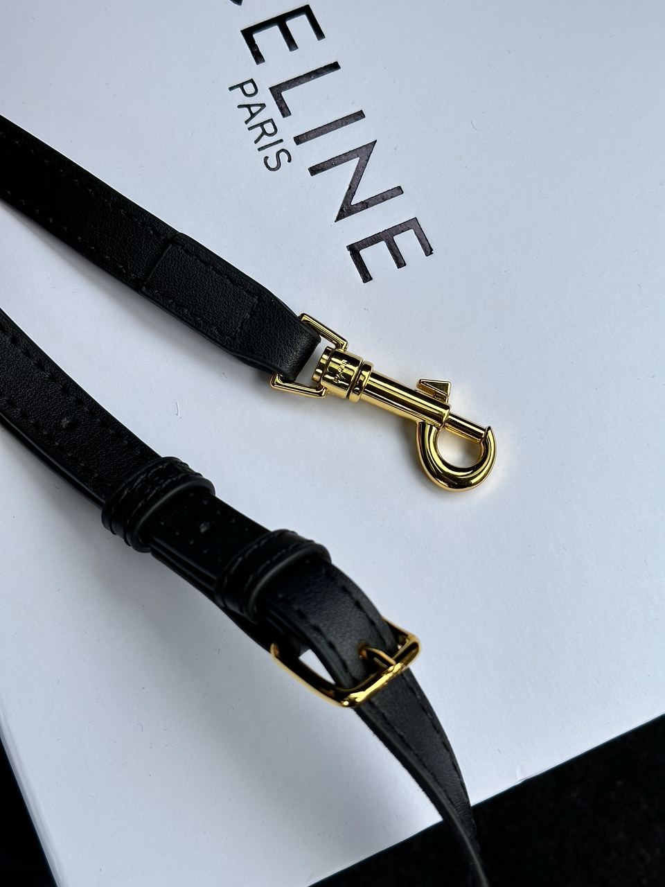 Celine Small Cabas Drawstring Cuir Triomphe In Smooth Calfskin Tan Black - 20