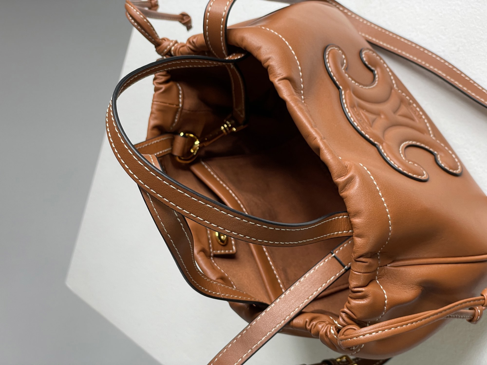 Celine Small Cabas Drawstring Cuir Triomphe In Smooth Calfskin - 7