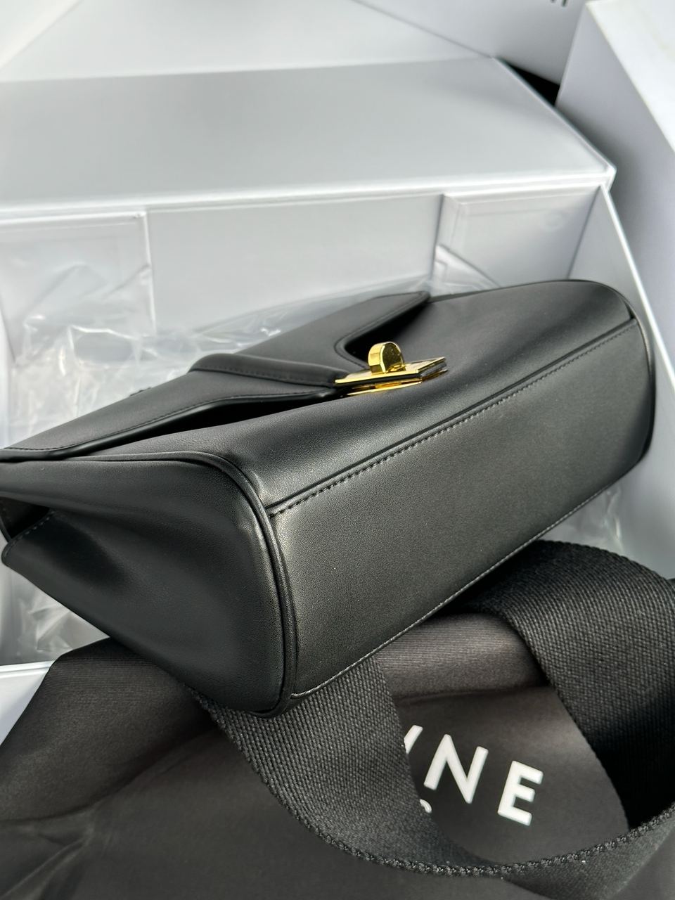 Celine Teen Soft 16 In Smooth Calfskin Tan Black - 21