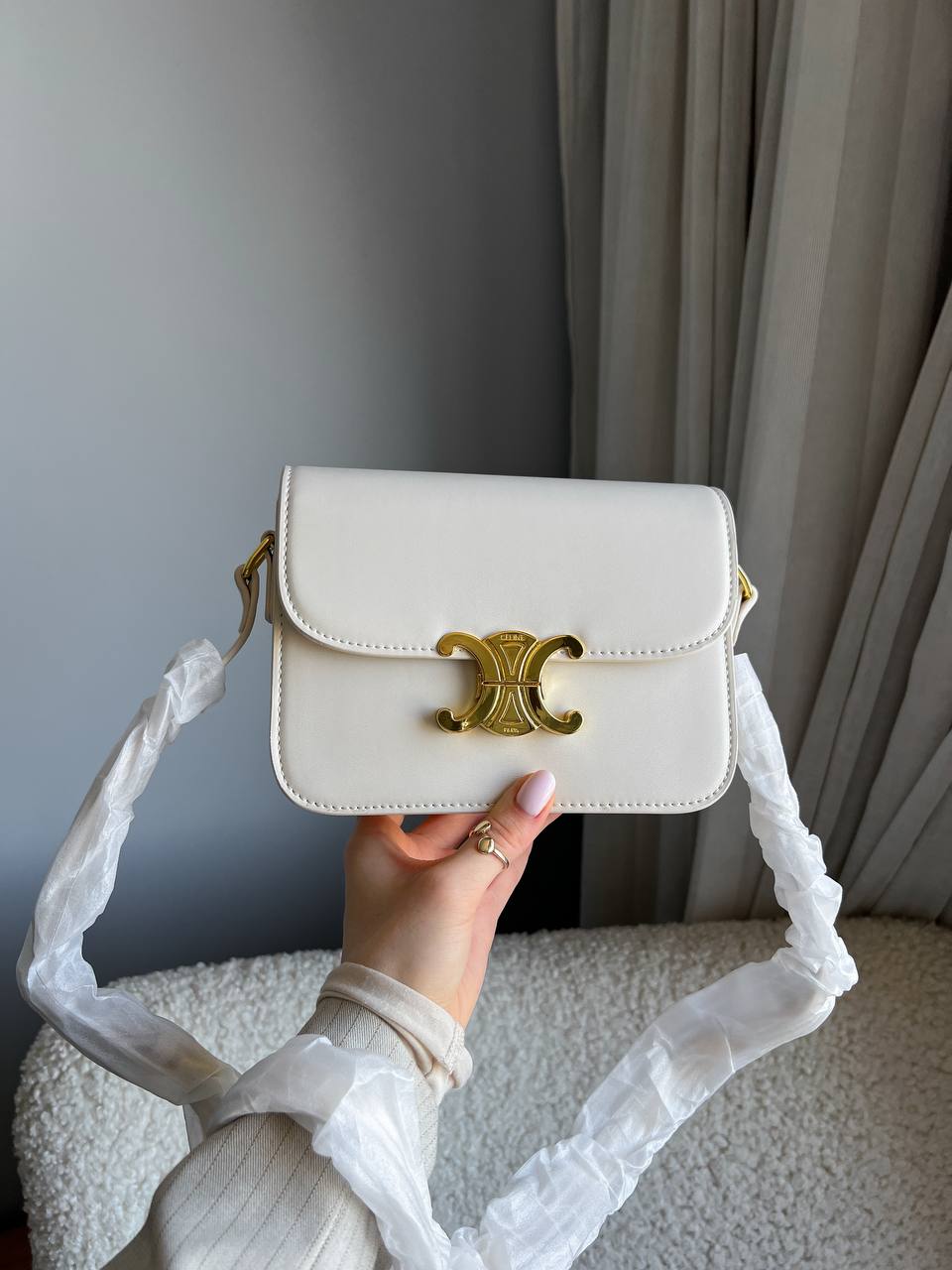 Celine Teen Triomphe Bag in Shiny Calfskin - 5