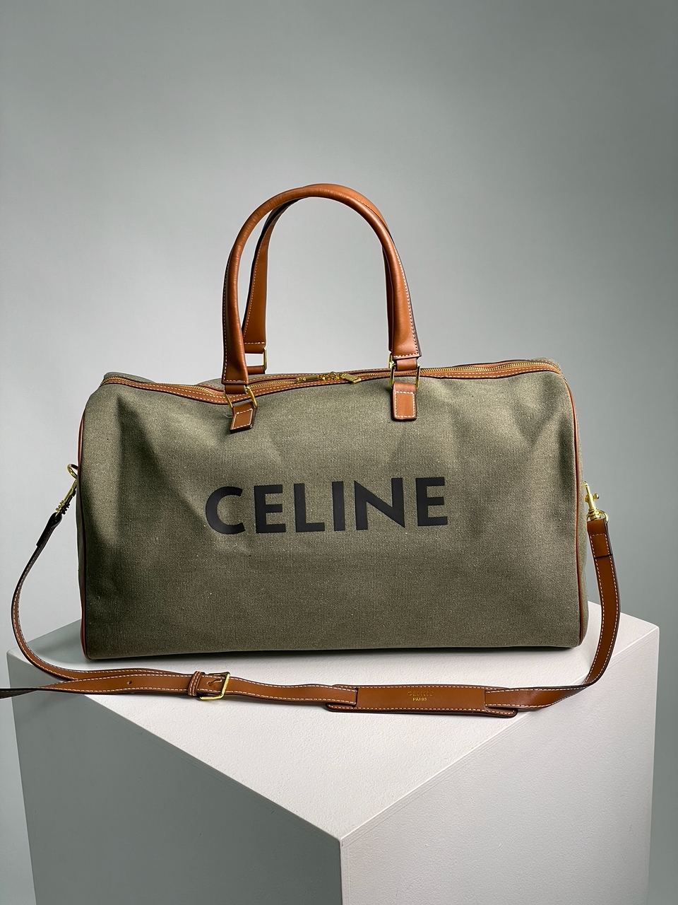 Celine Women Large Voyage Bag in Textile with Celine Print and Calfskin - 3