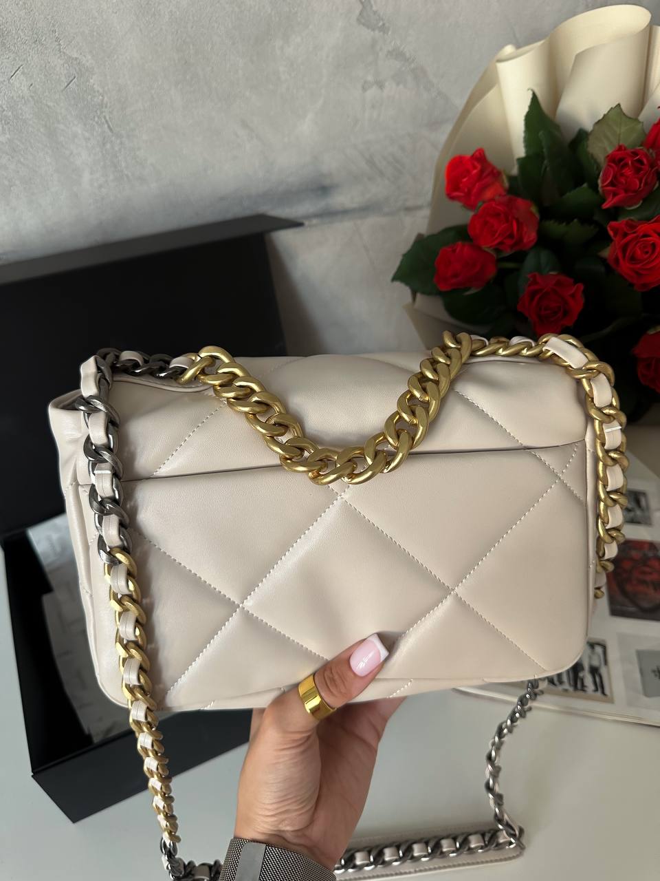 Chanel 19 Large Handbag White Cream/Gold - 4