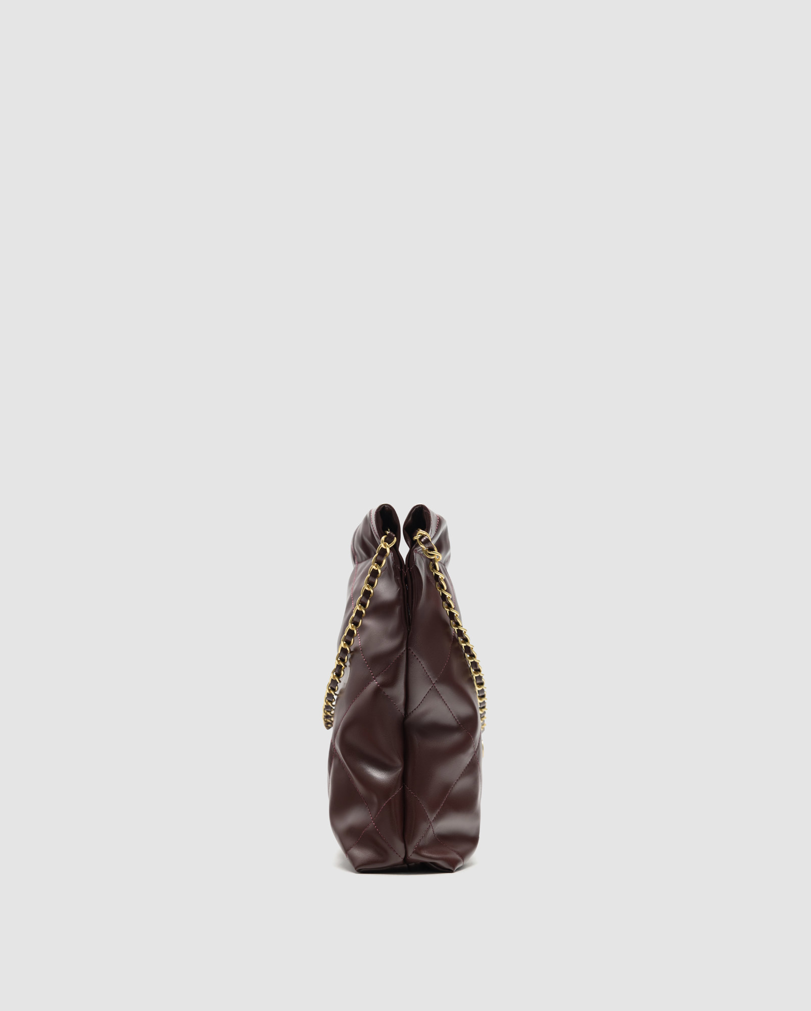 Chanel 22 Handbag Burgundy Quilted Calfskin with Gold Hardware - 5