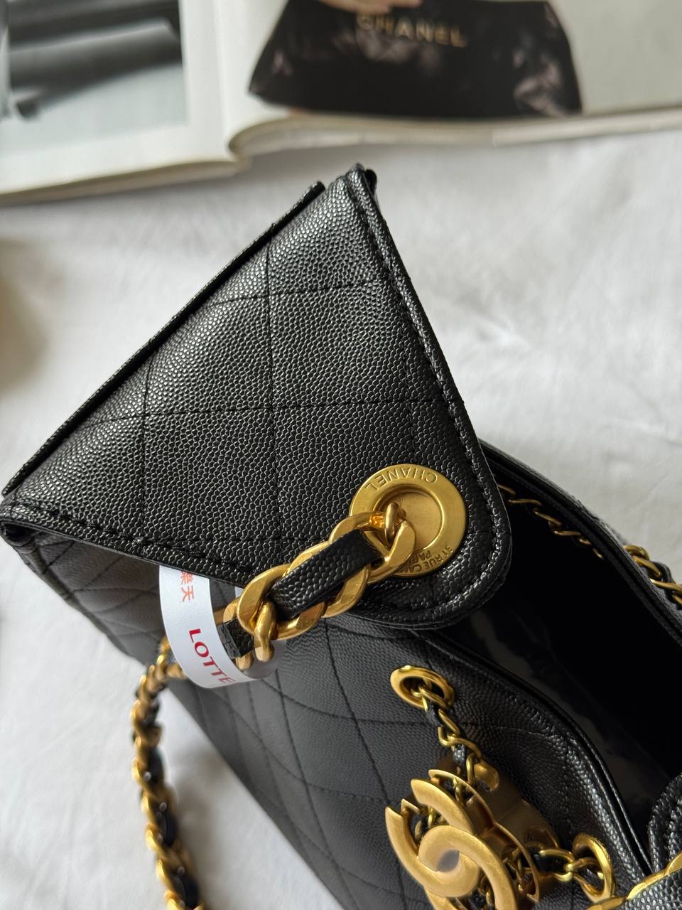 Chanel 25 Handbag in Black With Gold Hardware - 10